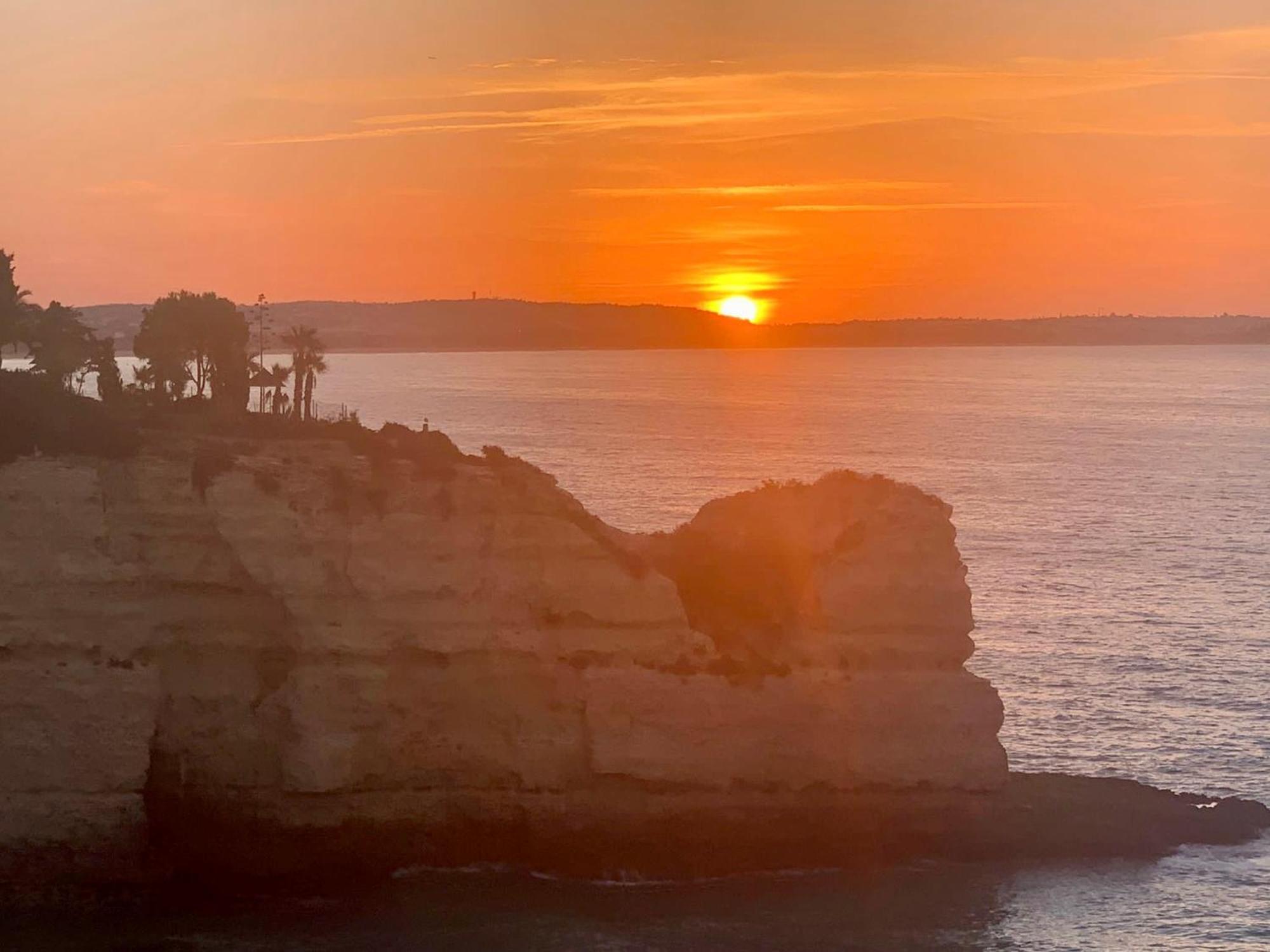 Castelo Da Esperanca Na Vila Sra Da Rocha ポルシェス エクステリア 写真